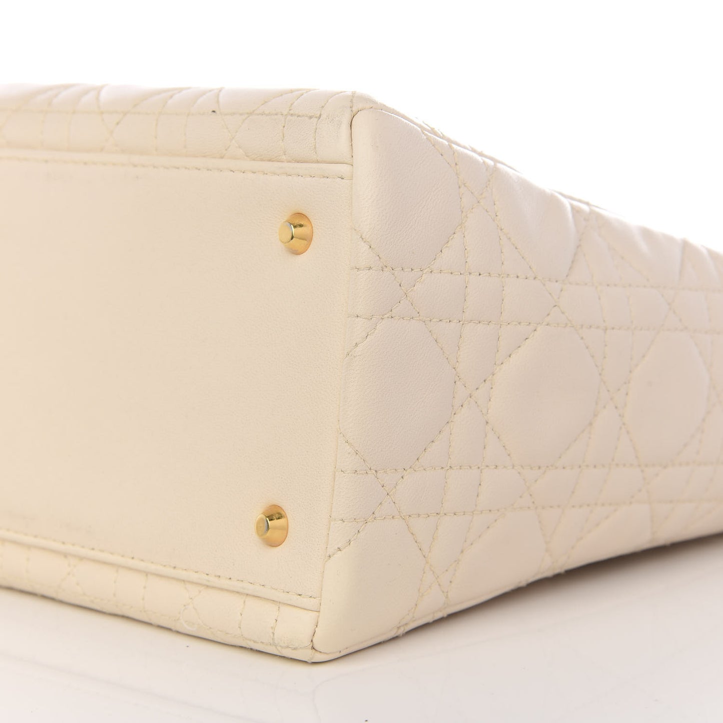 Lambskin Cannage Medium Lady Dior Light Beige