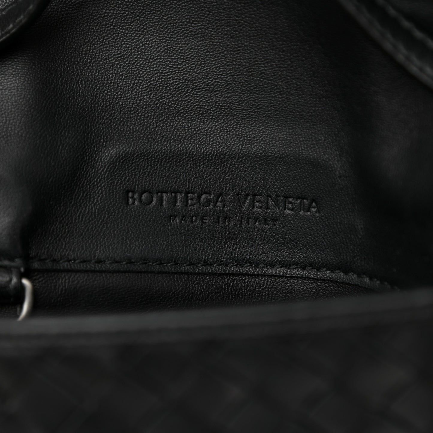 Nappa Intrecciato Crossbody Messenger Flap Black