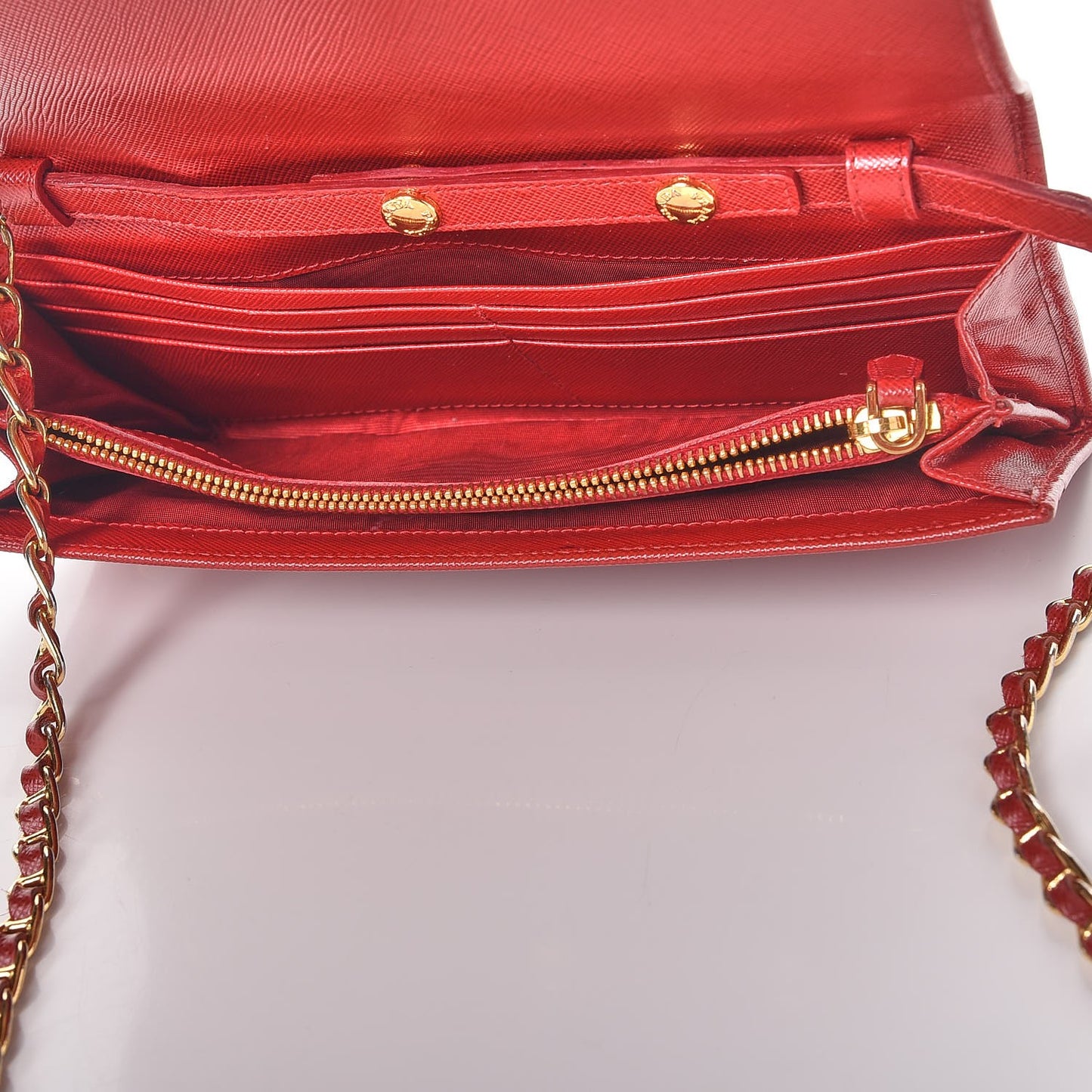 Saffiano Metal Oro Chain Wallet Fuoco