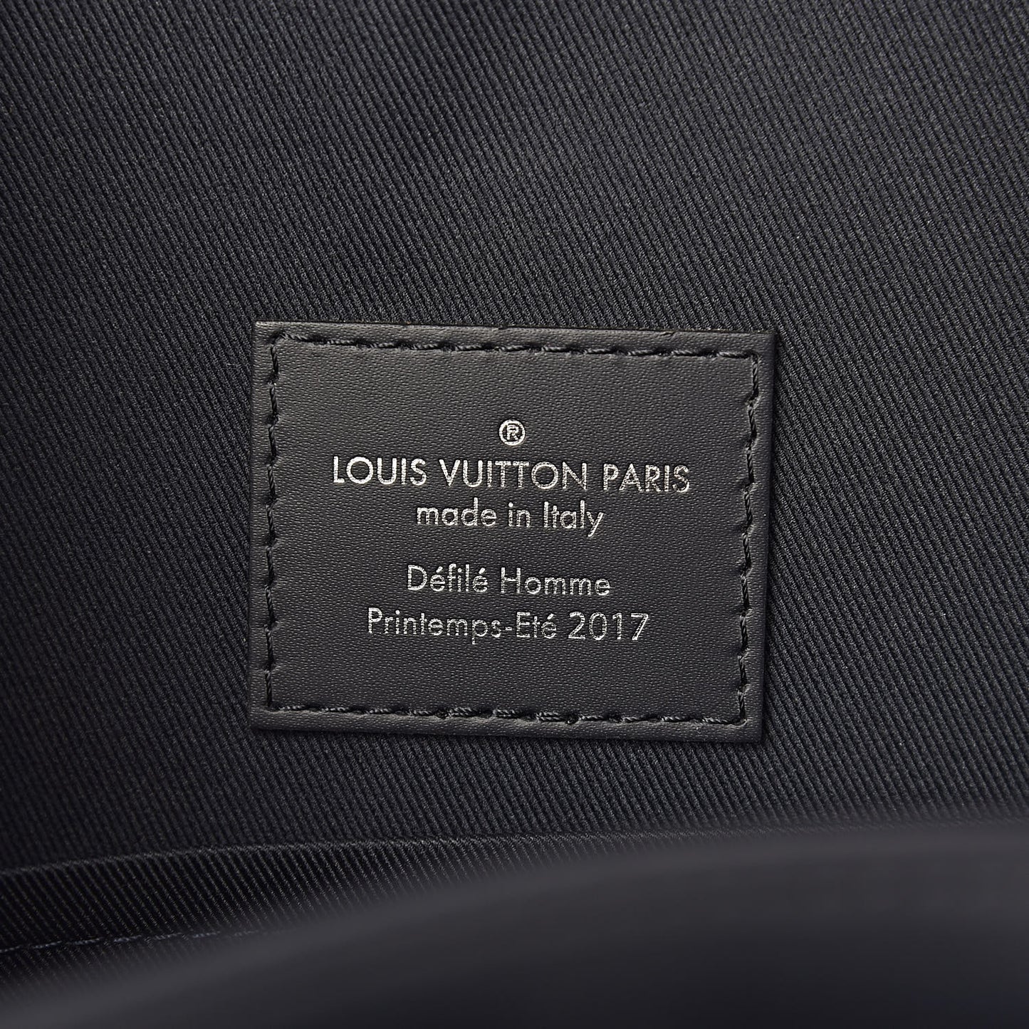 Savane Monogram Chapman Messenger PM Encre