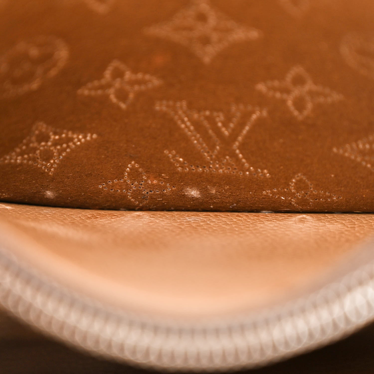 Louis Vuitton Mahina Carmel Hobo Arizona Brown 7 of 10