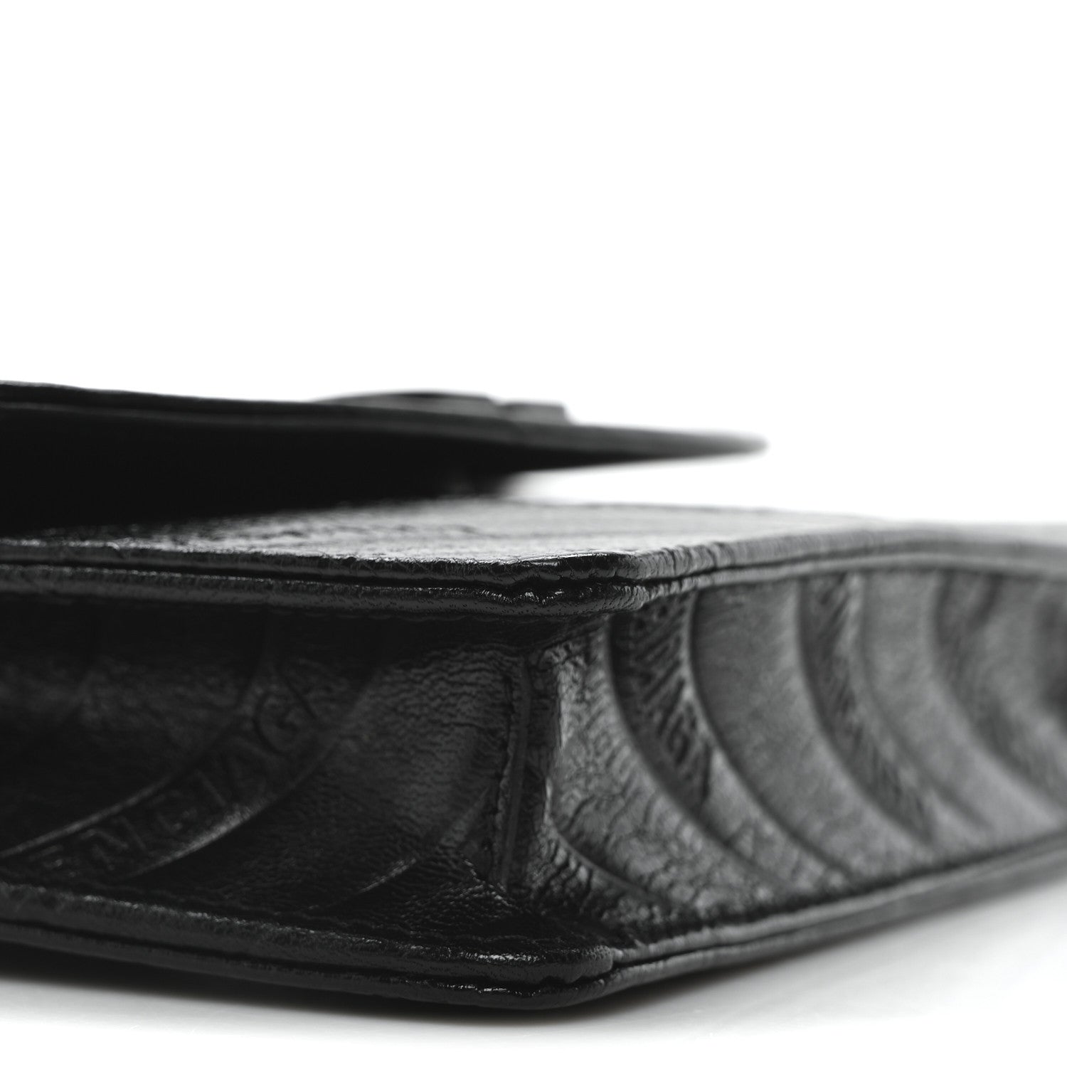 Balenciaga Shiny Goatskin Logo Embossed Monochrome BB Wallet On Chain Black 8 of 9
