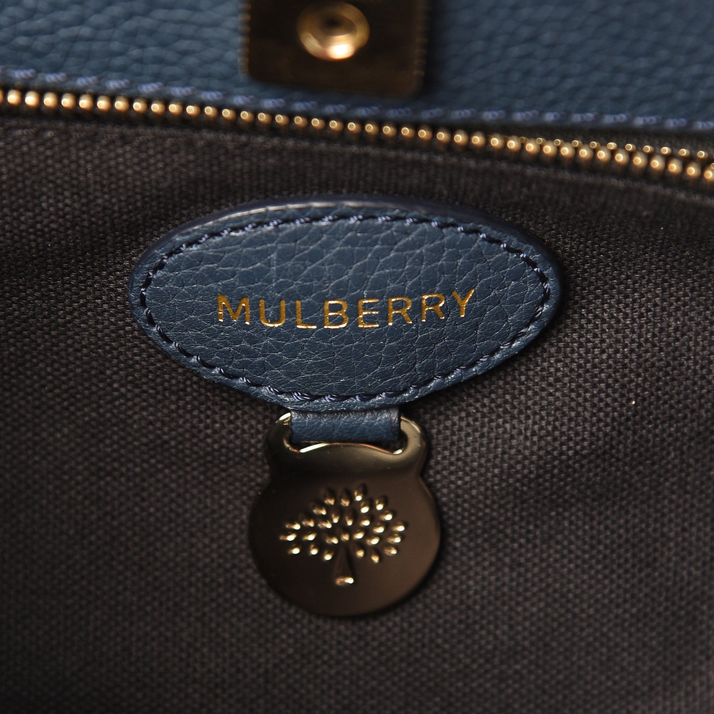 Small Classic Grain Kensington Blue