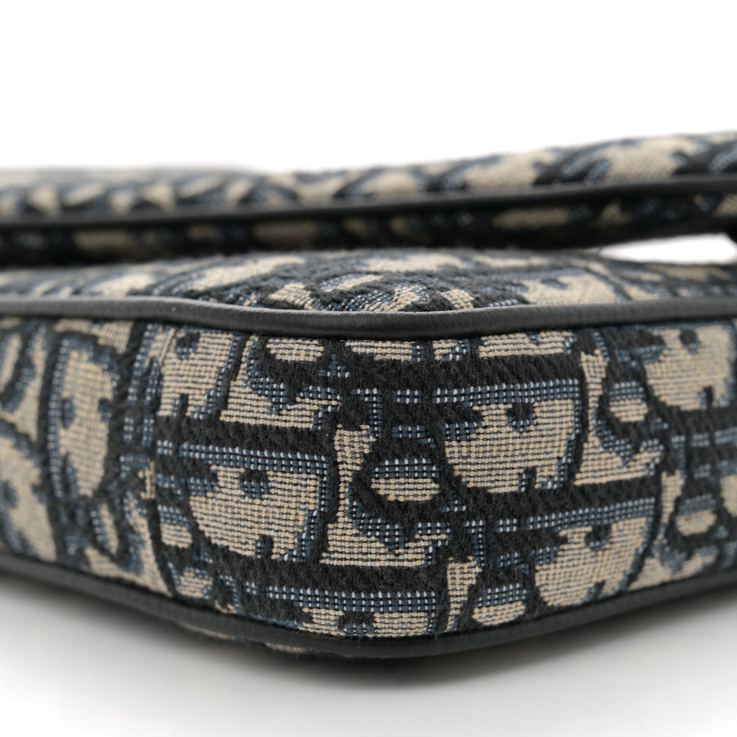 Oblique Saddle Triple Pouch Navy Blue