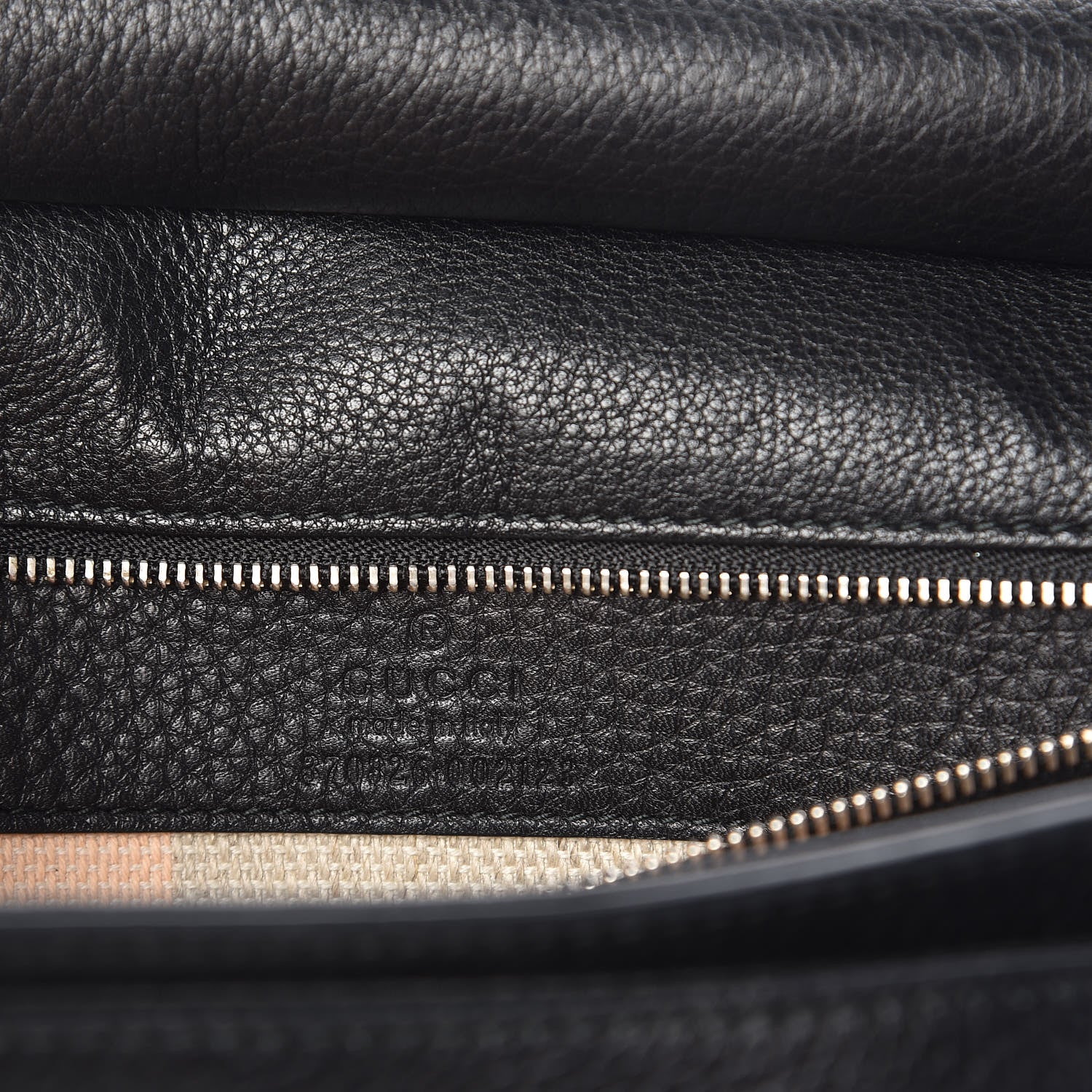 Gucci Pebbled Calfskin Medium Bamboo Daily Flap Shoulder Bag Black 6 of 11