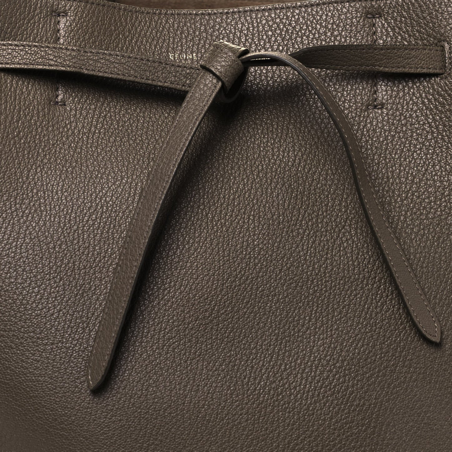 Soft Grained Calfskin Medium Belt Cabas Phantom Taupe