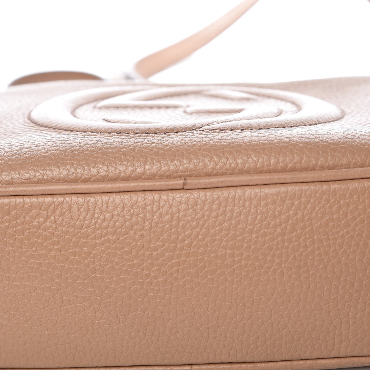 Pebbled Calfskin Small Soho Disco Bag Camelia