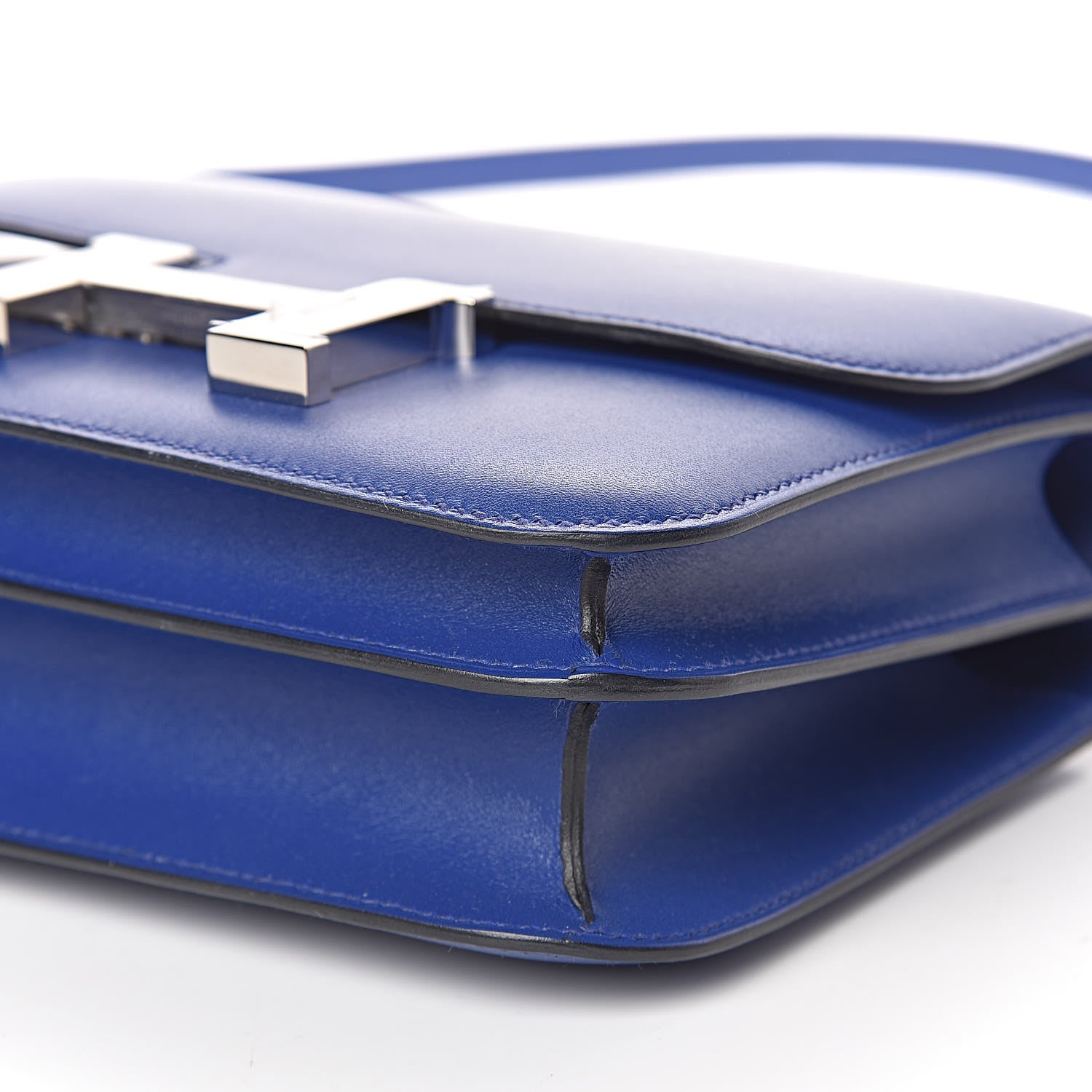 Hermes Tadelakt Constance 18 Bleu Electrique 21 of 23