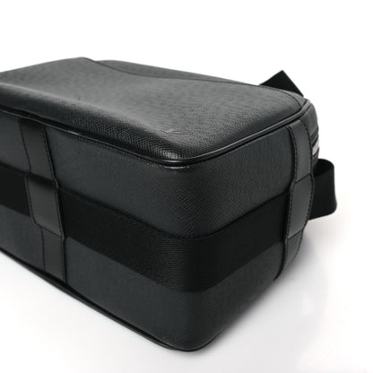 Louis Vuitton Taiga Reporter Messenger Ardoise 9 of 9