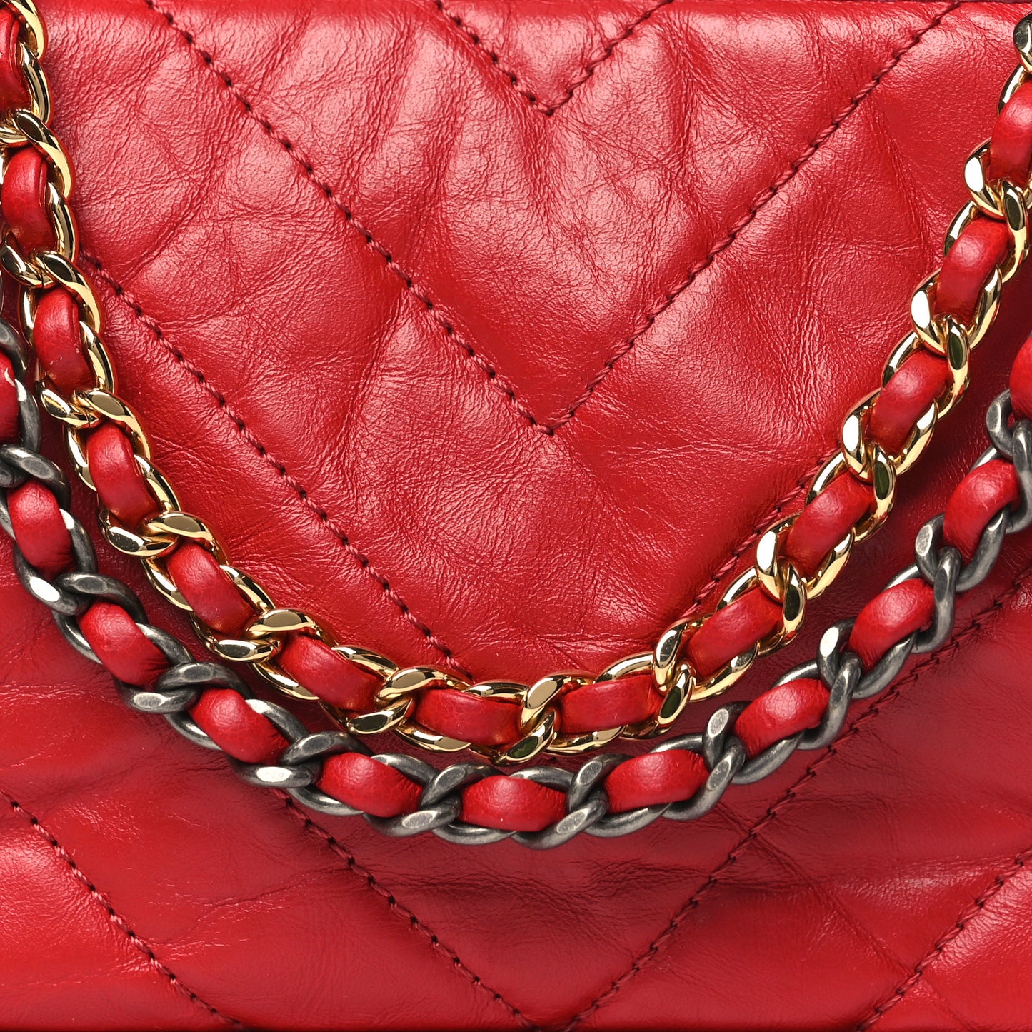 Aged Calfskin Chevron Quilted Small Gabrielle Hobo Red
