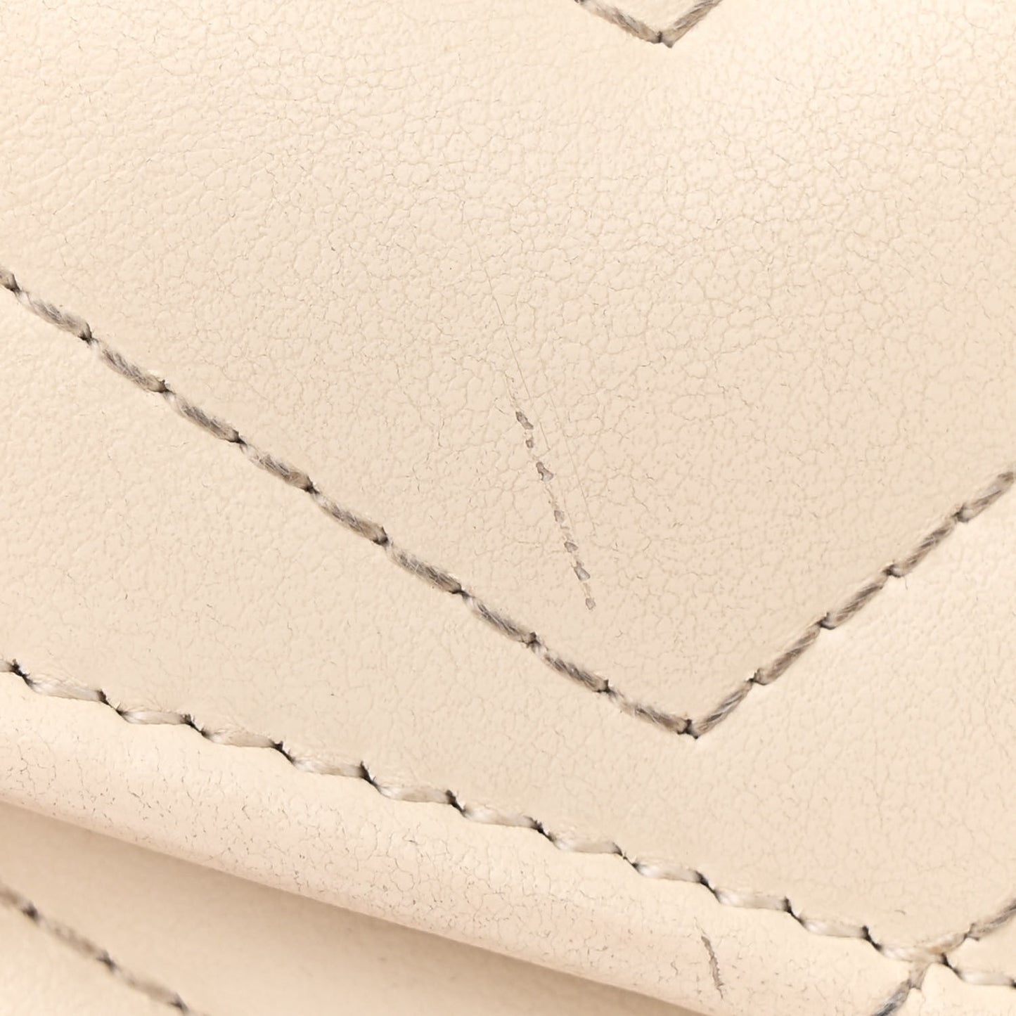 Calfskin Matelasse GG Marmont Chain Wallet Mystic White