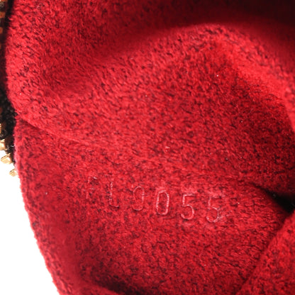 Louis Vuitton Monogram Wapity 7 of 7
