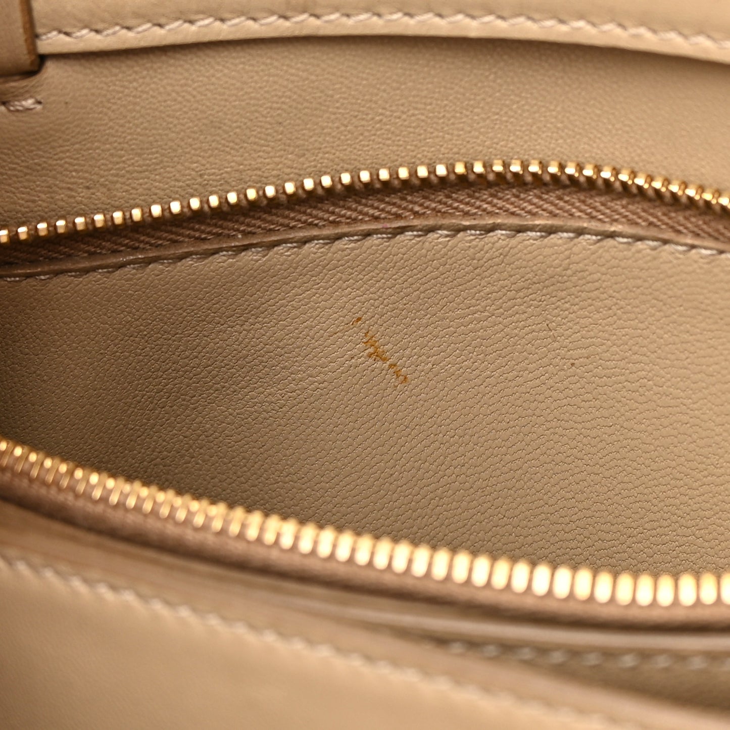 Box Calfskin Medium Classic Box Flap Bag Powder