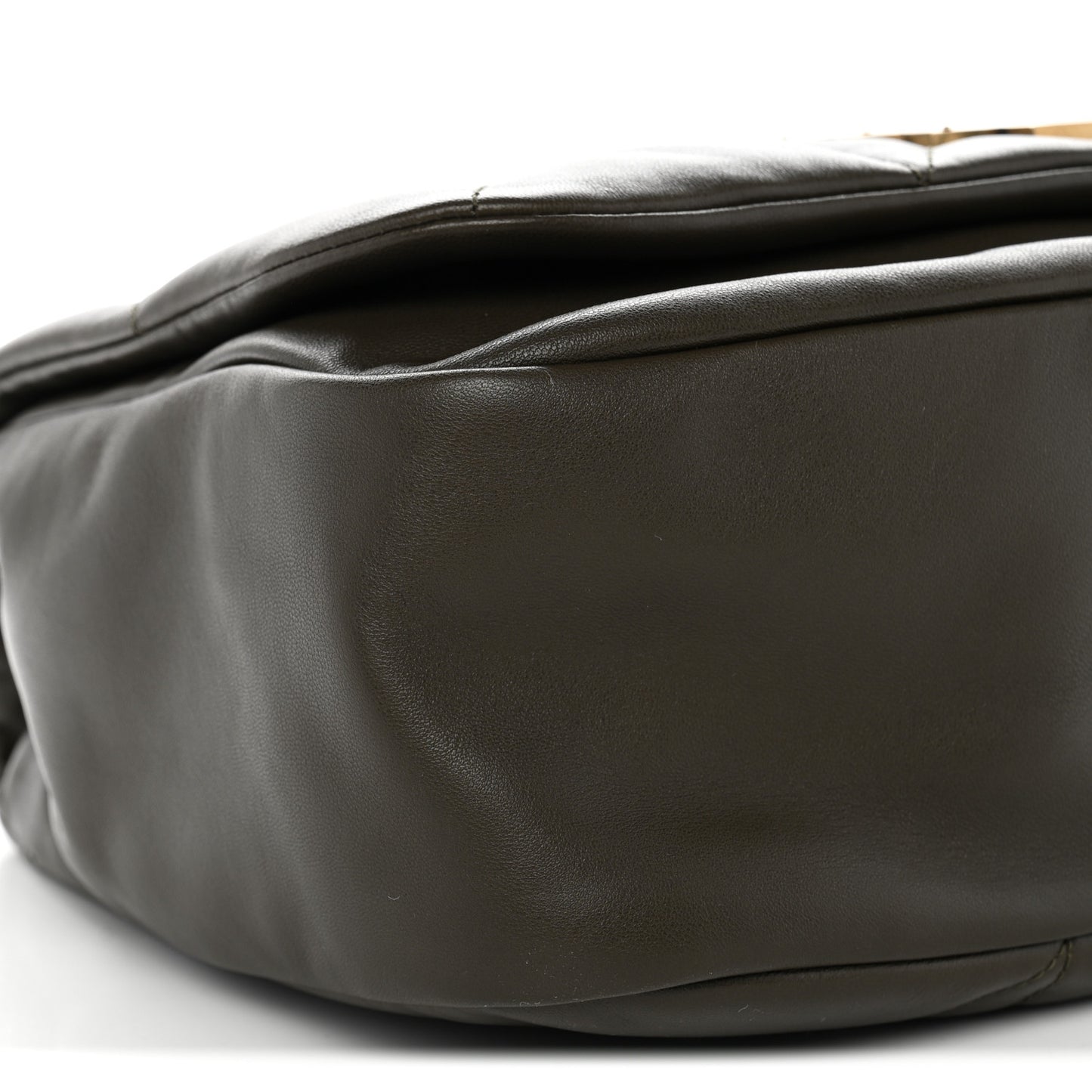 Lambskin Matelasse Monogram Medium Jamie 4.3 Light Musk