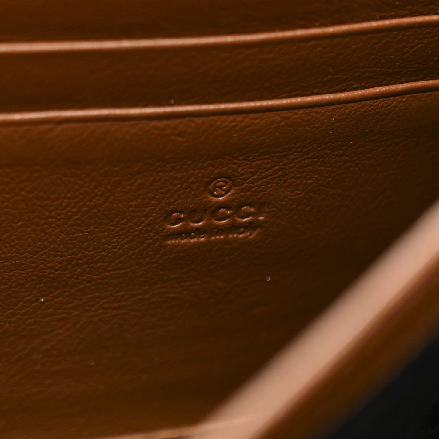 Azalea Calfskin Matelasse Diagonal GG Marmont Chain Wallet Cuir