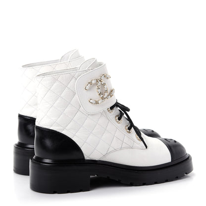 Chanel Shiny Goatskin Calfskin Quilted Lace Up Combat Boots 38.5 White Black 4 of 10