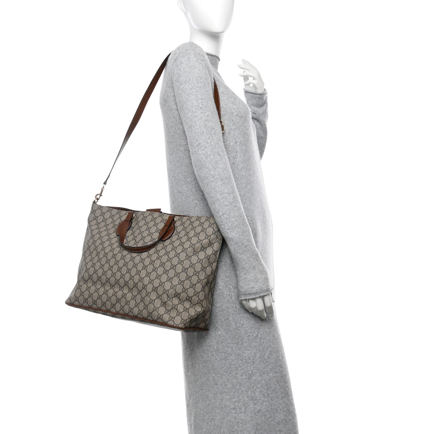 Soft GG Supreme Monogram Medium Crossbody Tote Beige Cuir