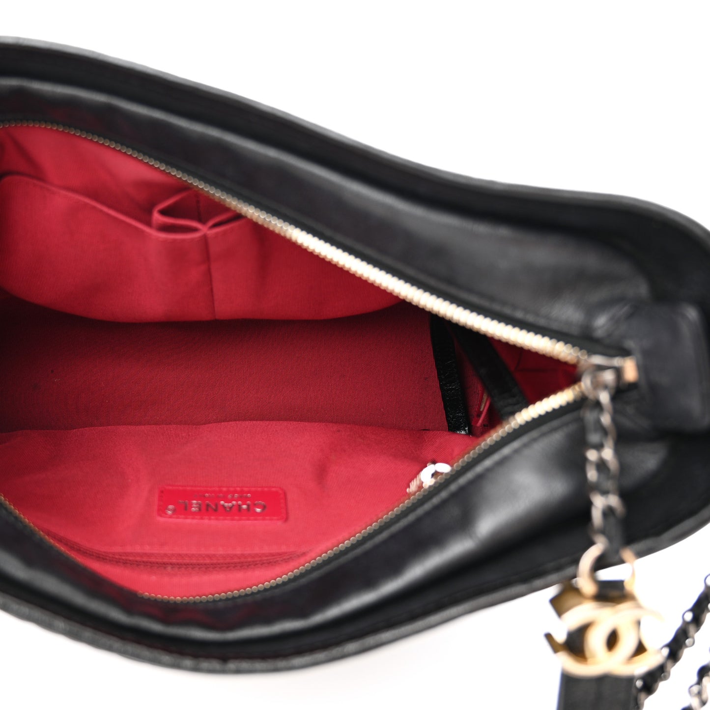 Aged Calfskin Quilted Medium Gabrielle Hobo Black