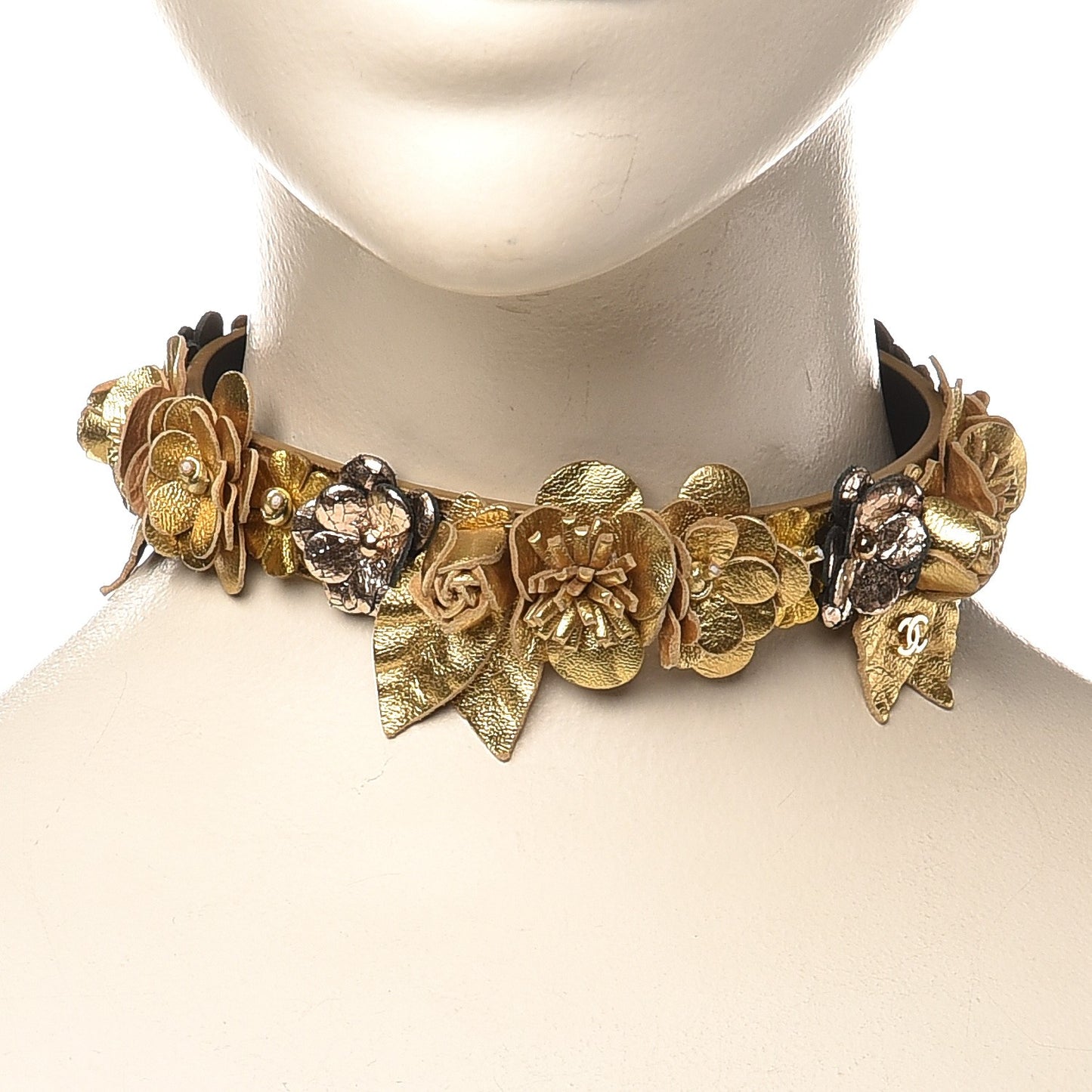 Metallic Lambskin CC Choker Necklace Gold