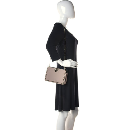 Valentino Garavani Vitello Rockstud Chain Clutch Poudre 2 of 9