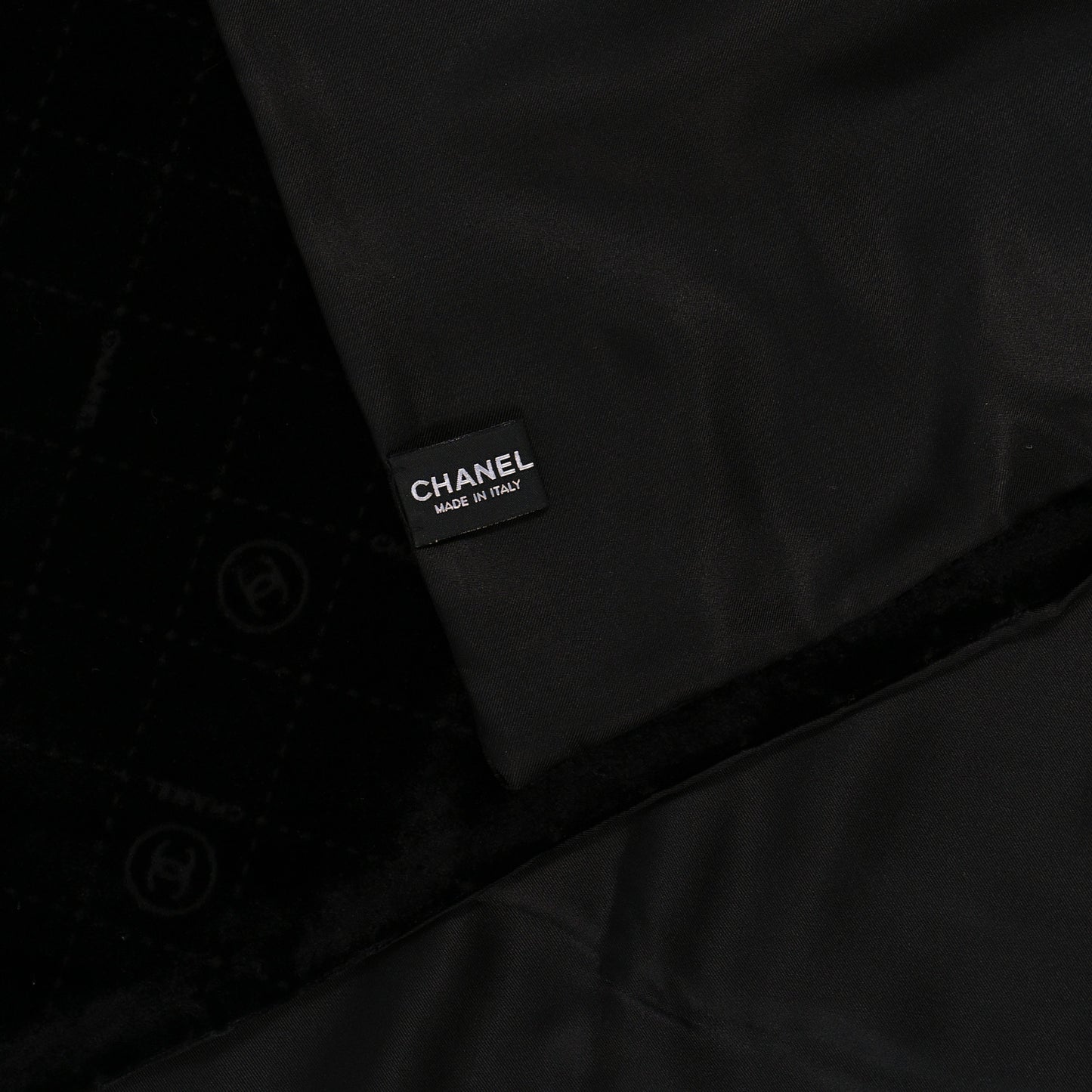 Cashmere CC Shawl Black Silver