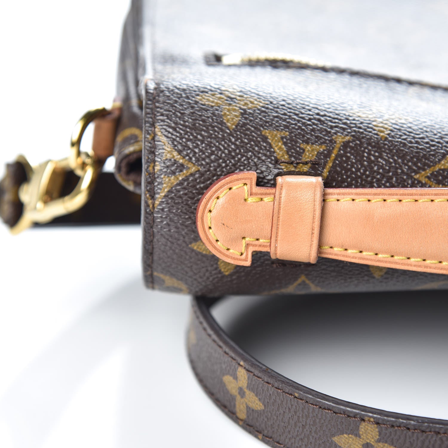 Louis Vuitton Monogram Pochette Metis 9 of 15