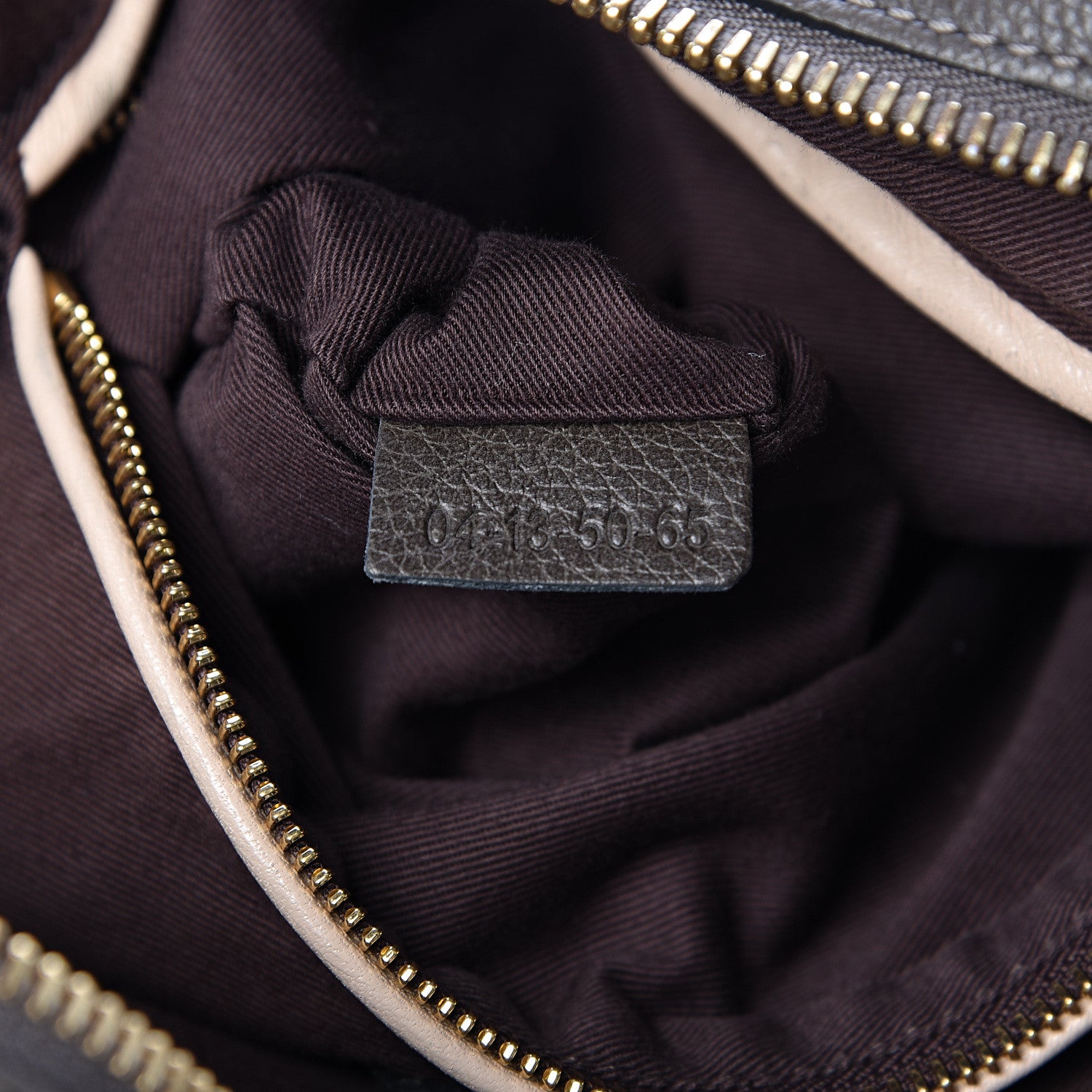 Chloe Calfskin Large Paraty Rock 8 of 13