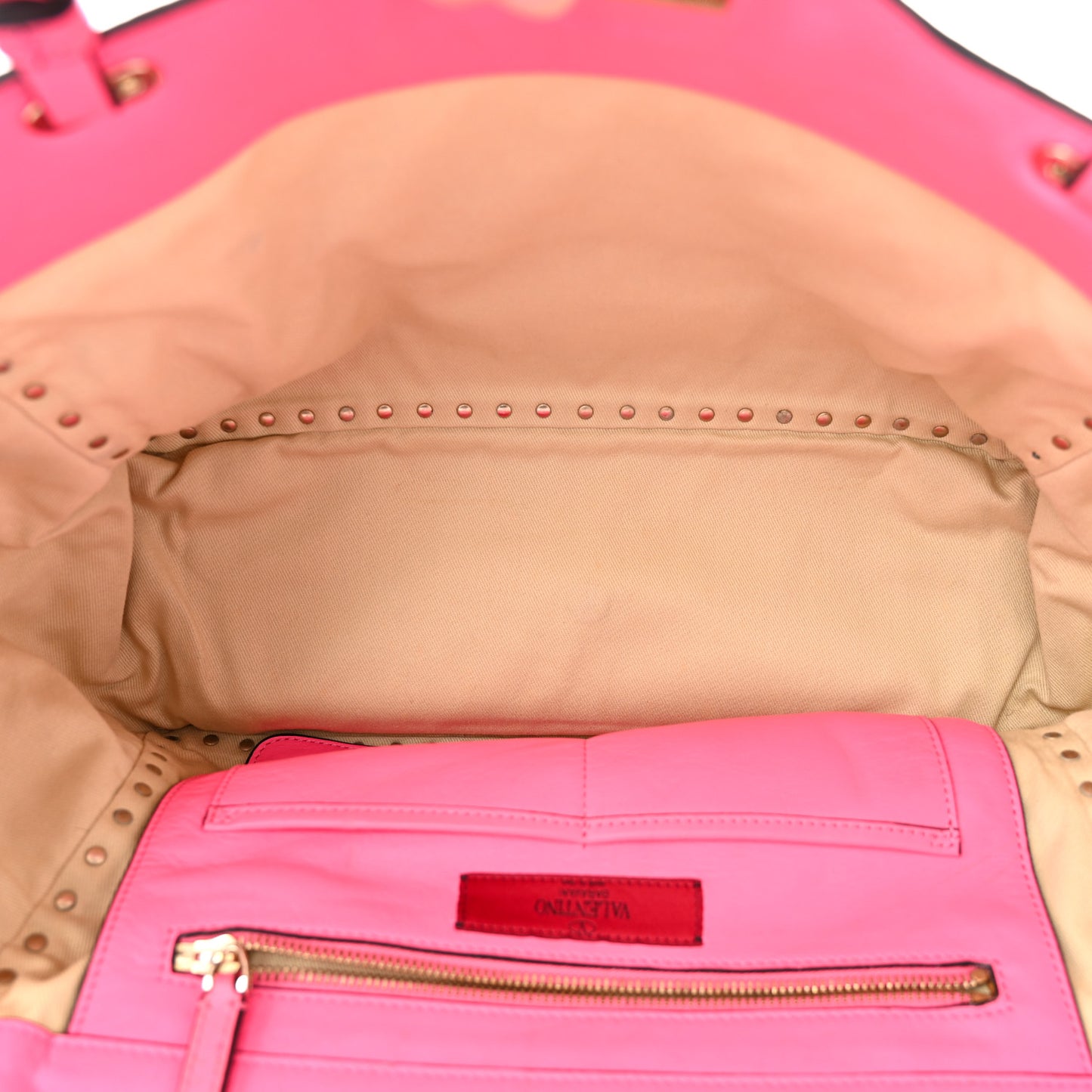 Vitello Medium Rockstud Tote Fuxia Fluo