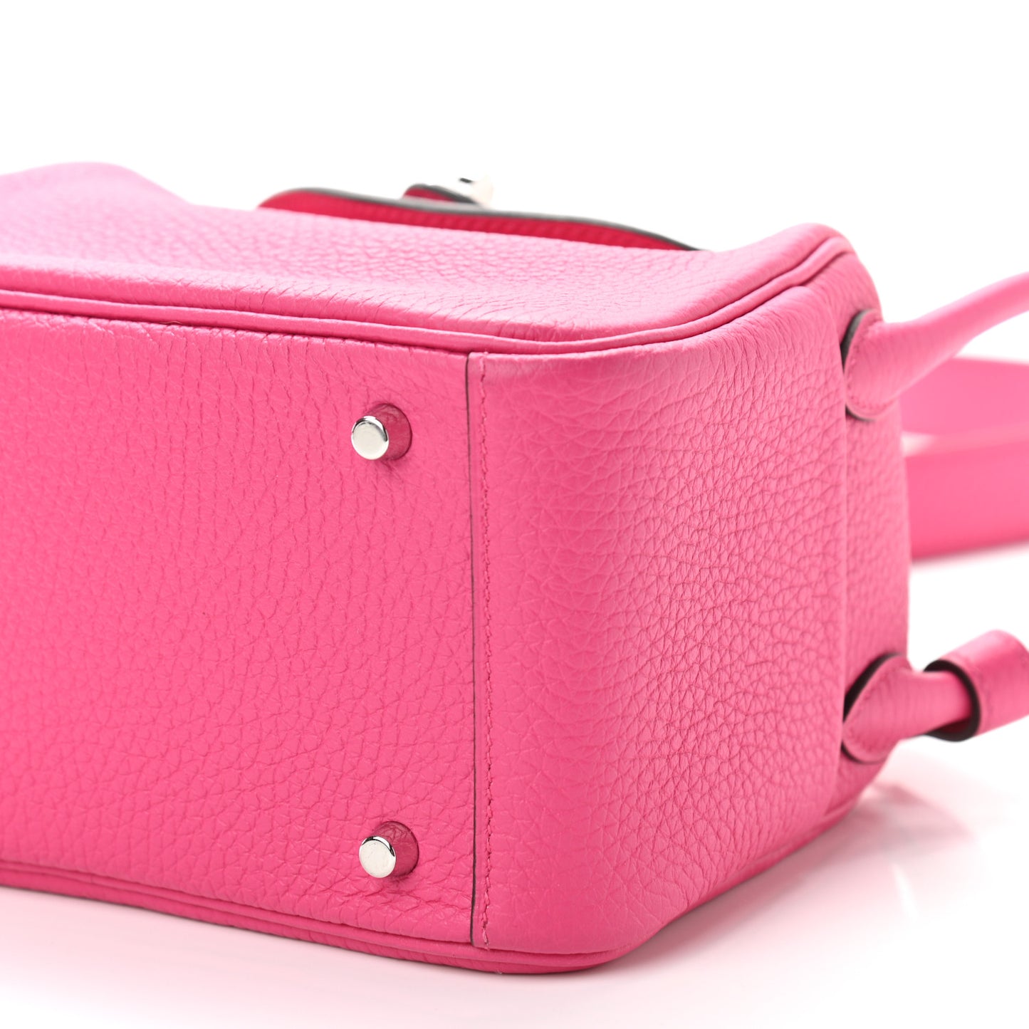 Taurillon Clemence Mini Lindy 20 Rose Shocking