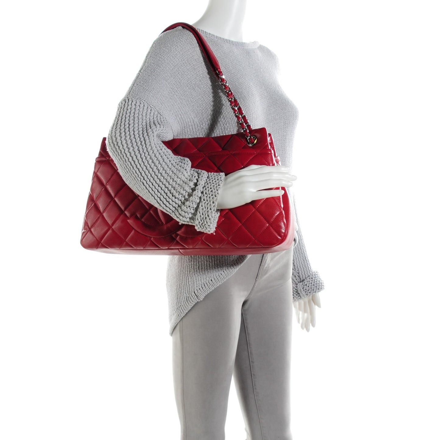 Caviar Quilted Timeless CC Soft Tote Red