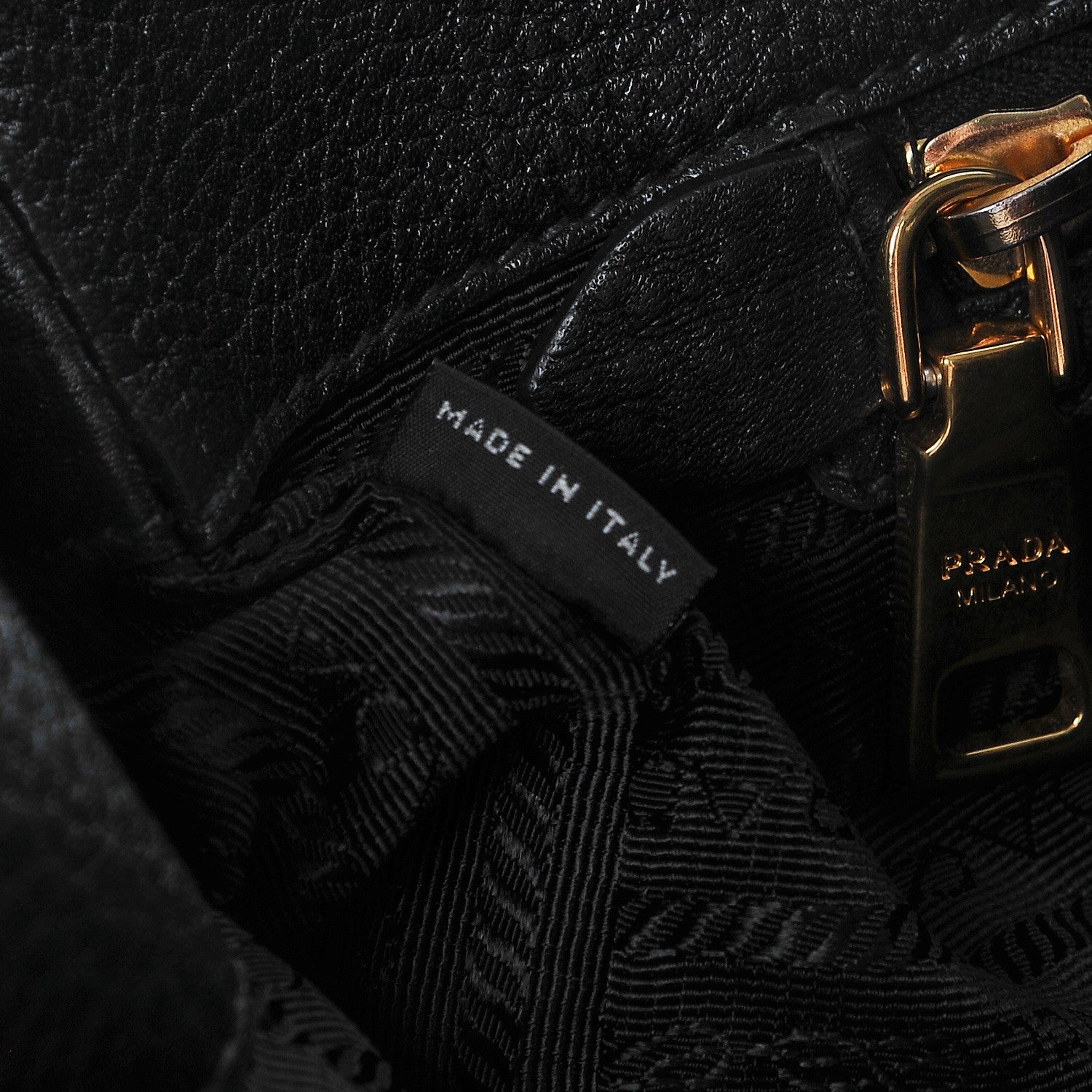 Prada Vitello Daino Tote Nero Black 18 of 21