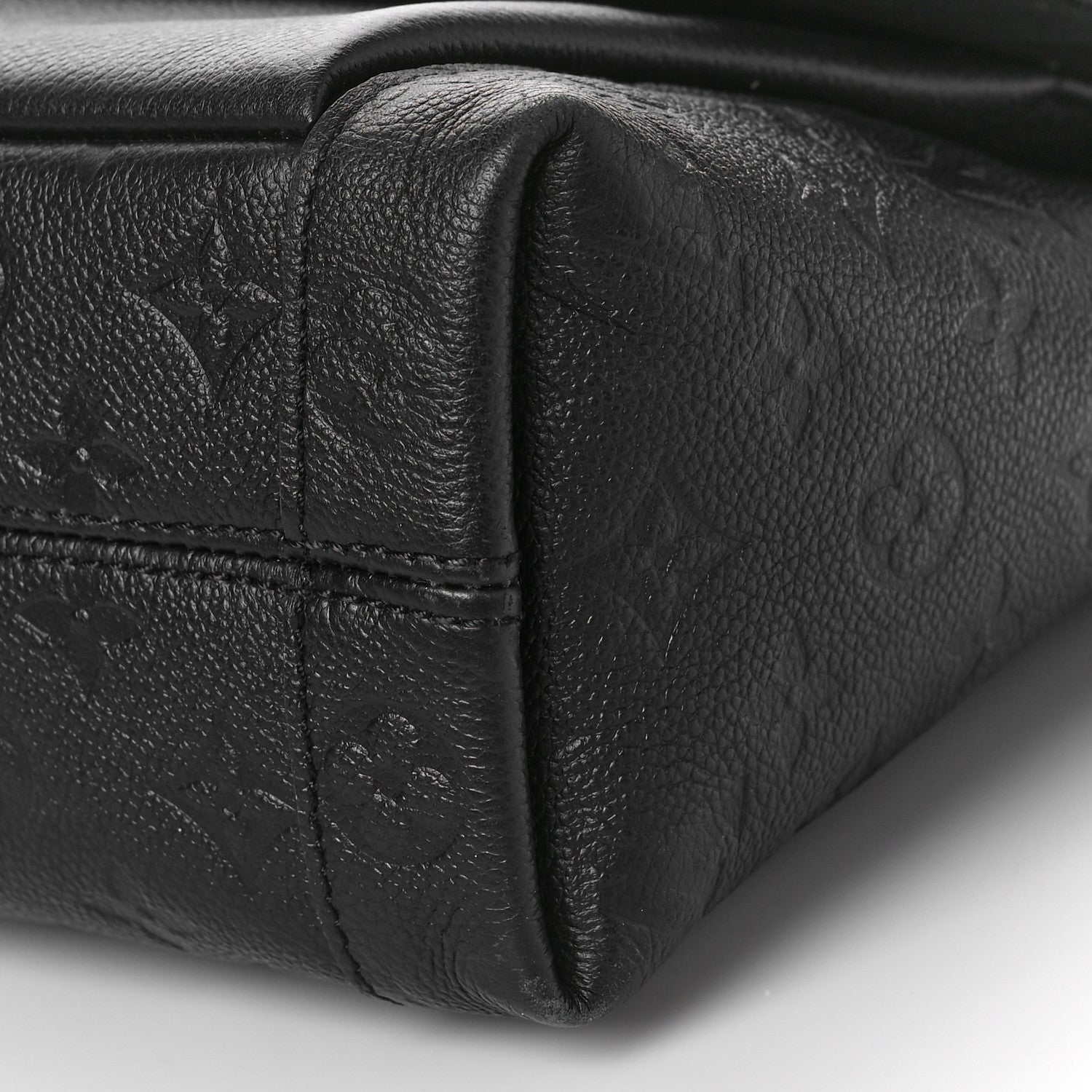 Louis Vuitton Empreinte Blanche MM Black 8 of 9
