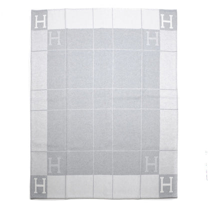 Hermes Wool Cashmere Avalon III Blanket Ecru Gris Clair 3 of 4