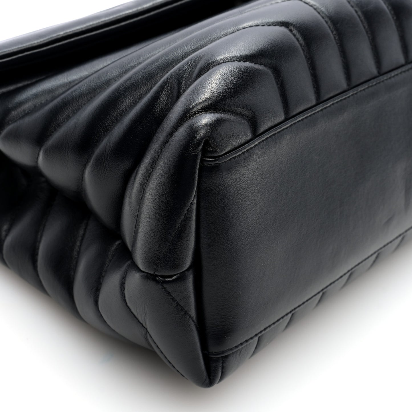 Calfskin Y Quilted Monogram Monochrome Medium Loulou Chain Satchel Black
