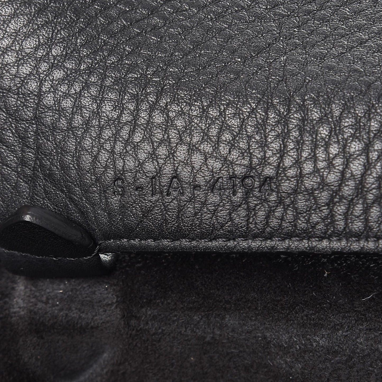Soft Grained Calfskin Small Belt Cabas Phantom Black