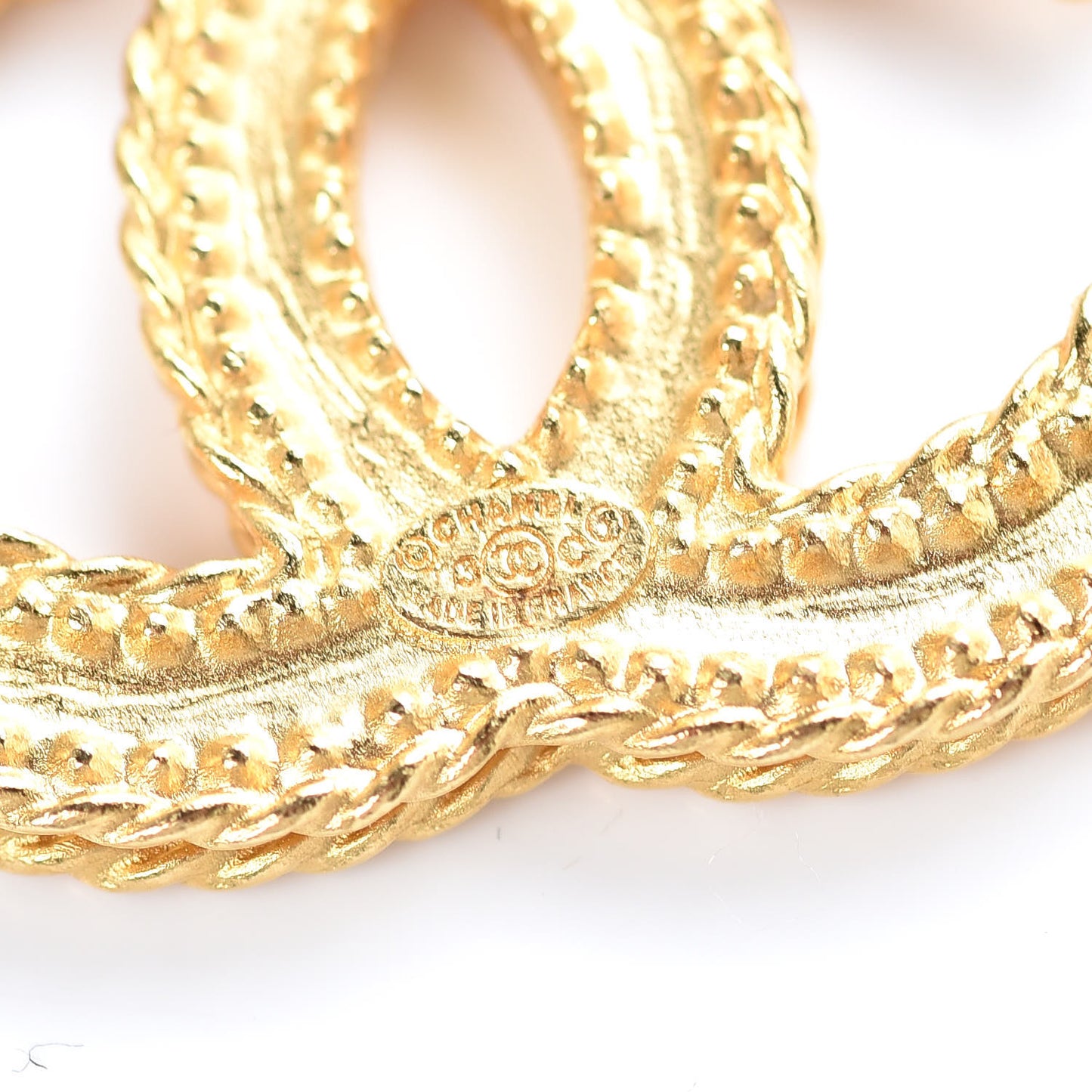 CC Drop Earrings Matte Gold