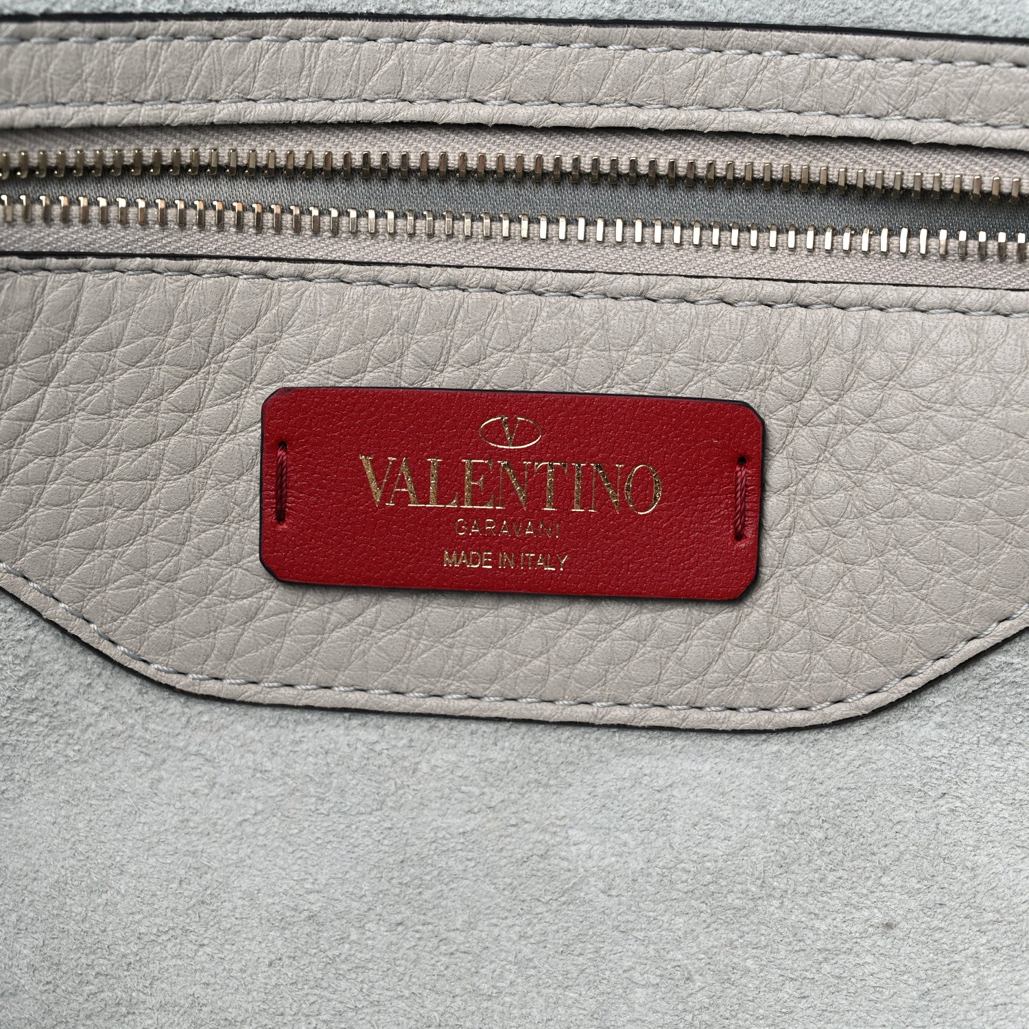 Valentino Garavani Grained Calfskin Rockstud Shoulder Tote Opal Grey 6 of 9