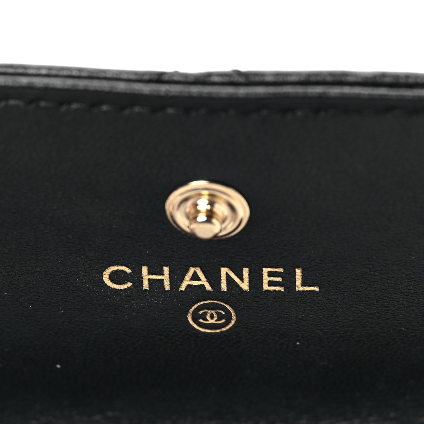 Lambskin Quilted Pearl Crown Clutch With Chain Black