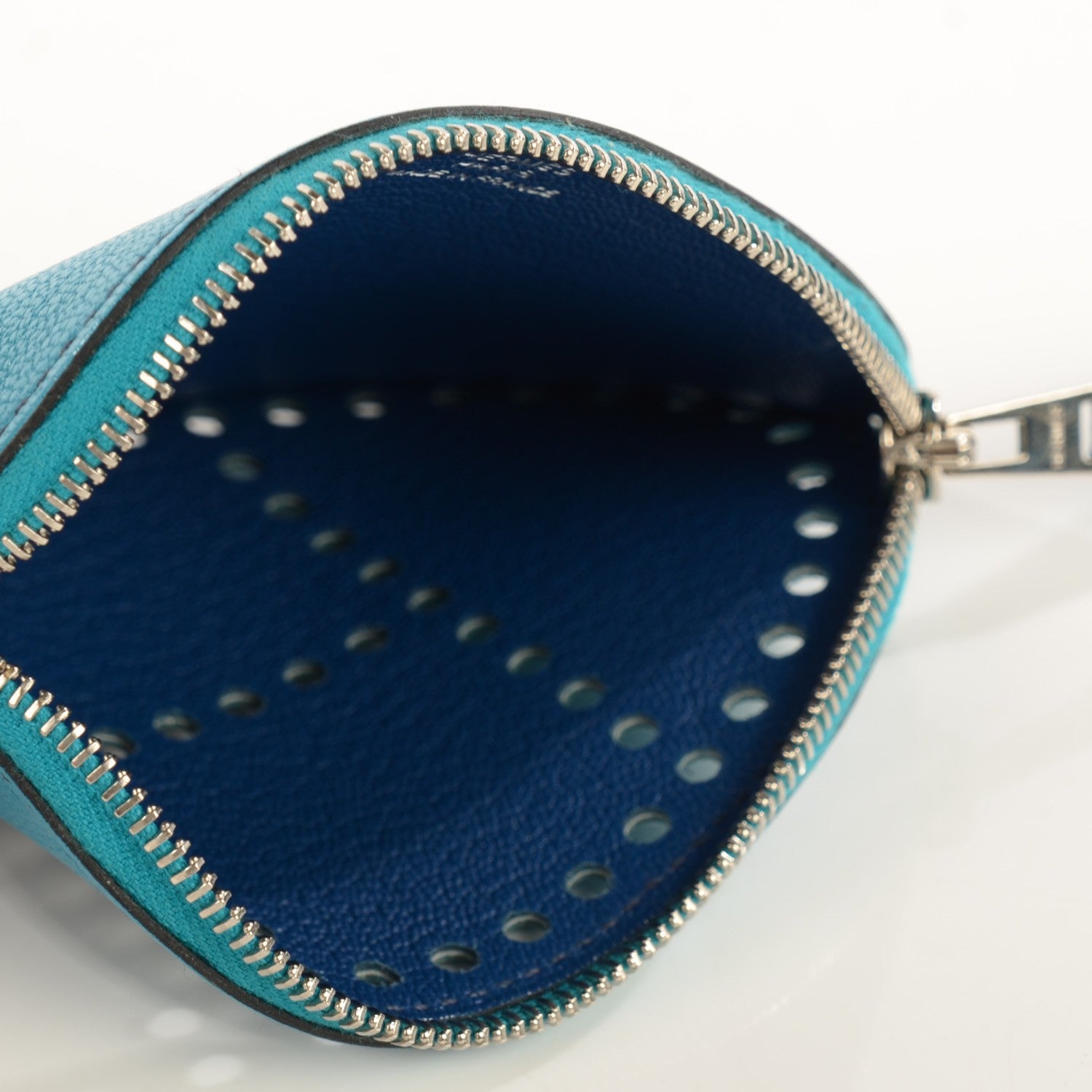 Hermes Chevre Mysore Evelyne Coin Purse Turquoise Bleu Saphir 3 of 11