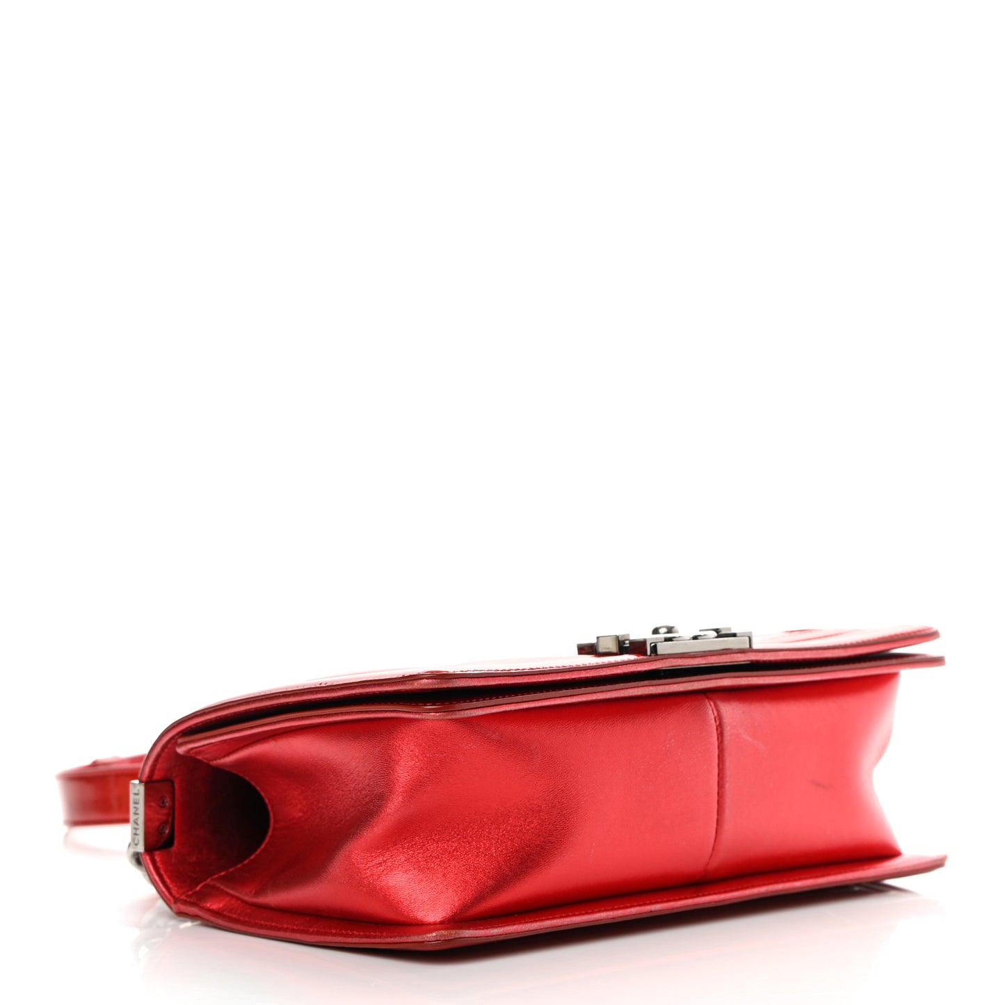Metallic Patent Calfskin Quilted Medium Boy Flap Red