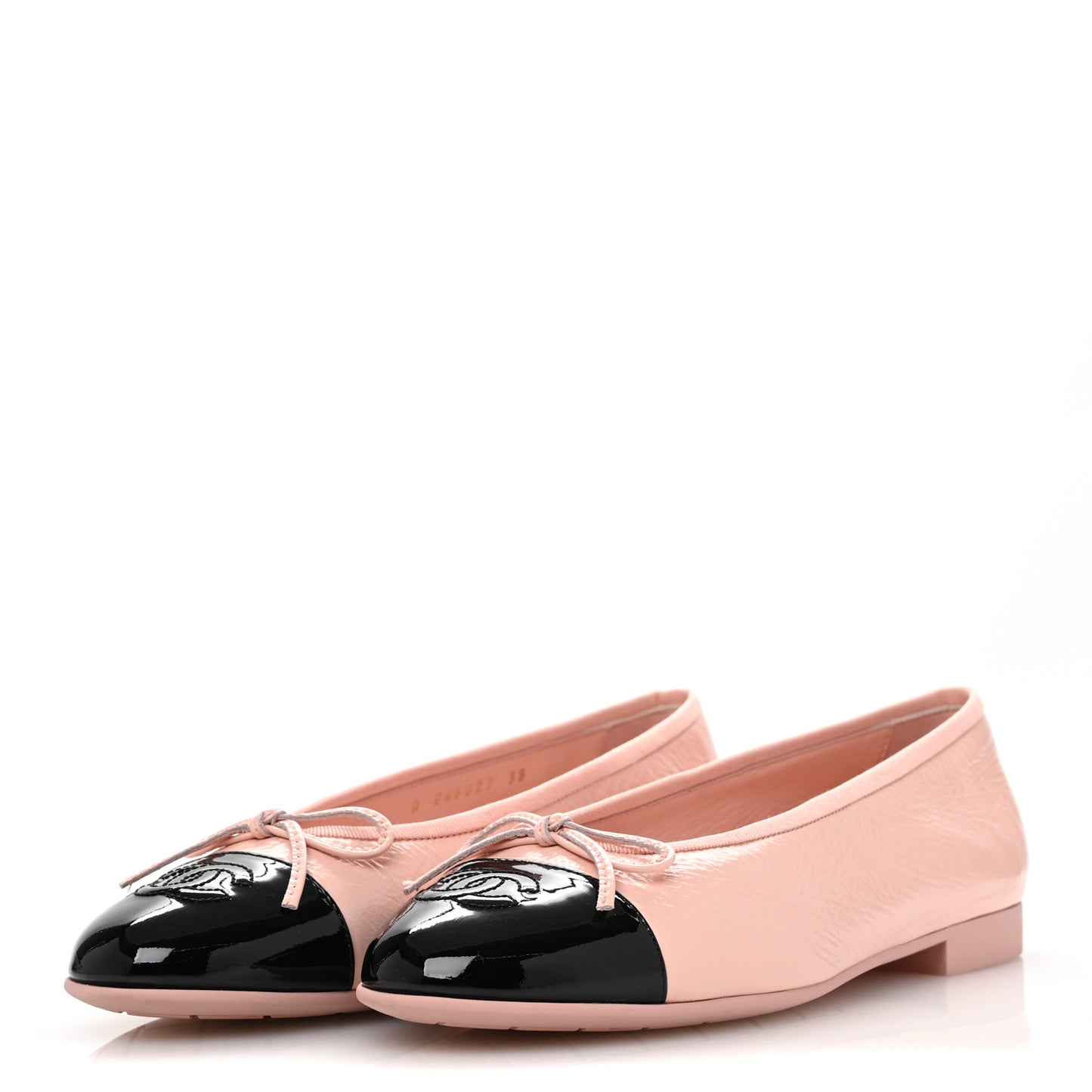 Shiny Crumpled Calfskin Patent CC Cap Toe Ballerina Flats  38 Light Pink Black