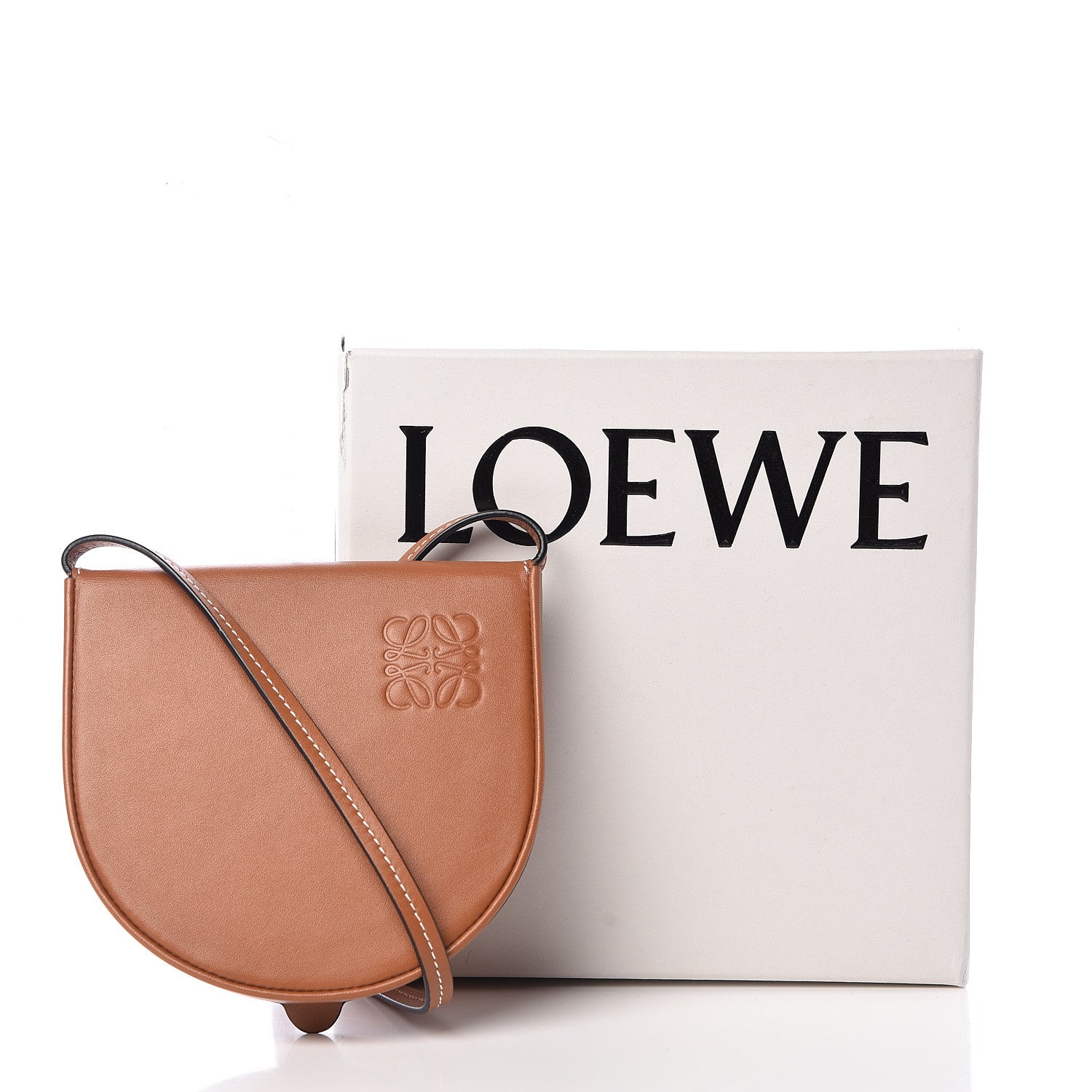 Loewe Soft Calfskin Large Heel Pouch Tan 12 of 12