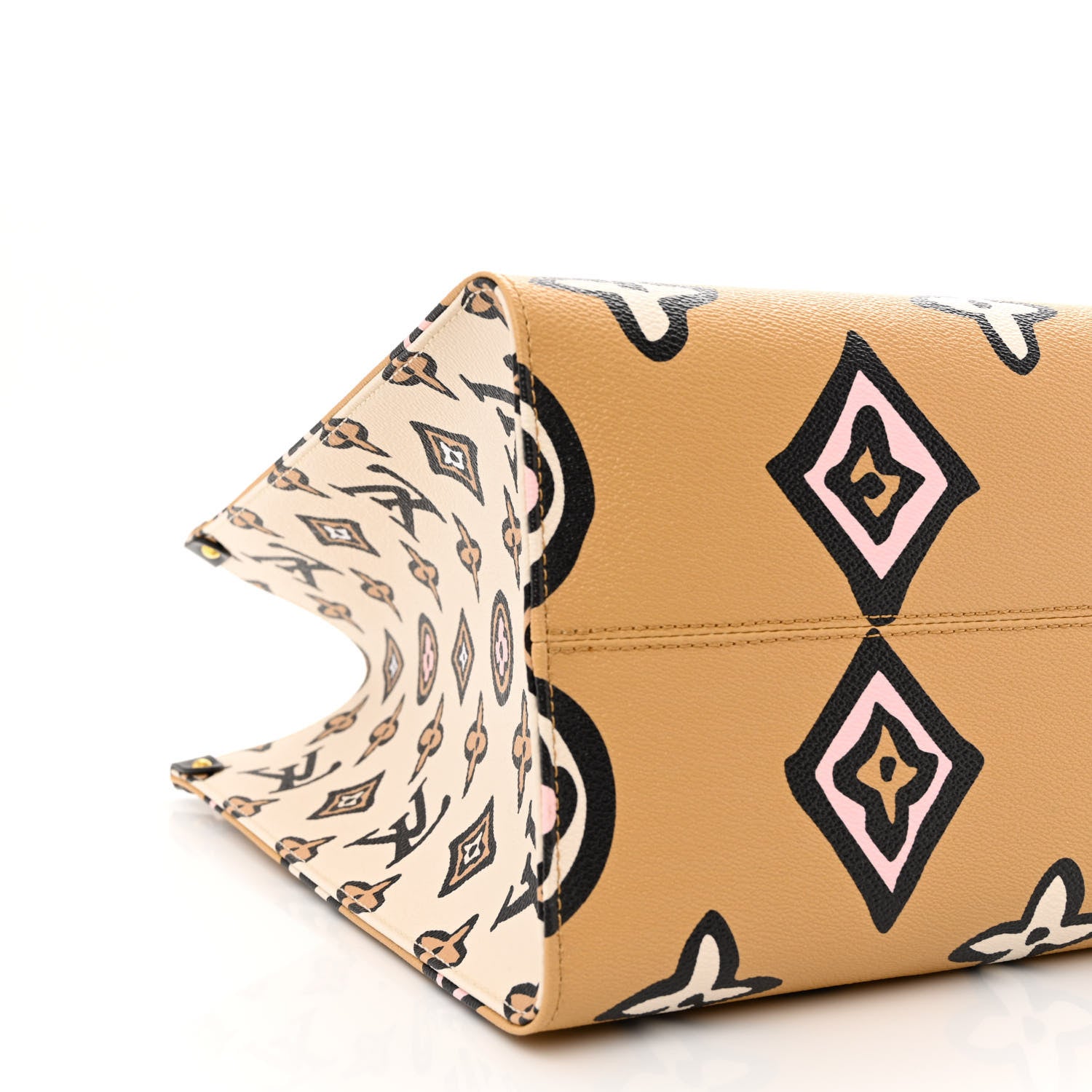 Louis Vuitton Monogram Giant Wild At Heart Onthego GM Arizona 8 of 9