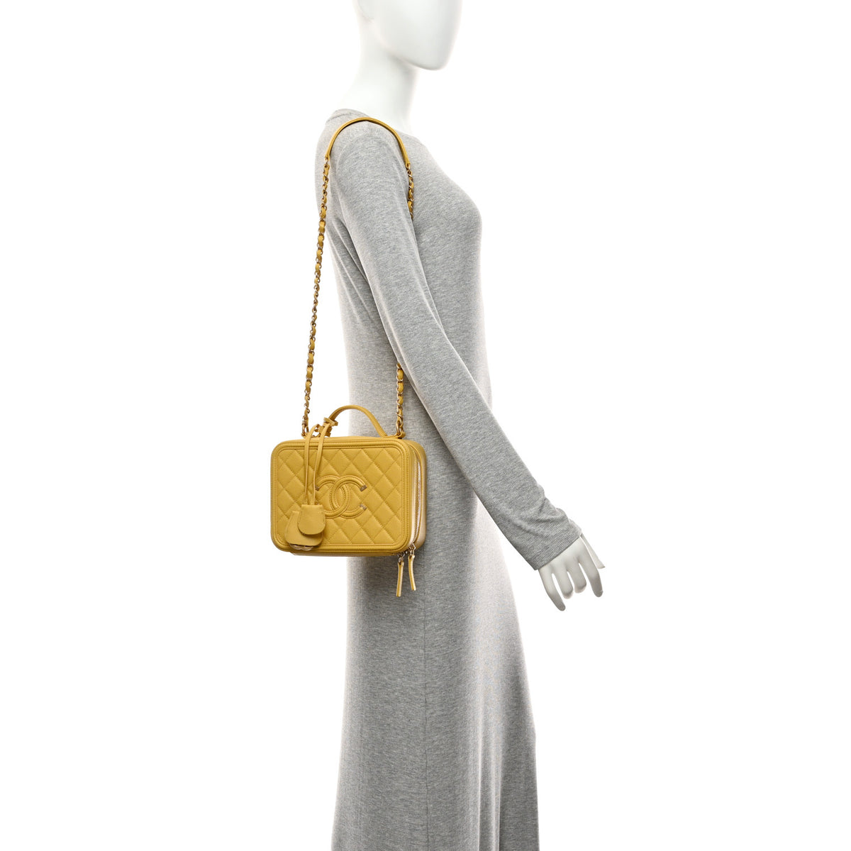 Caviar Quilted Medium CC Filigree Vanity Case Yellow