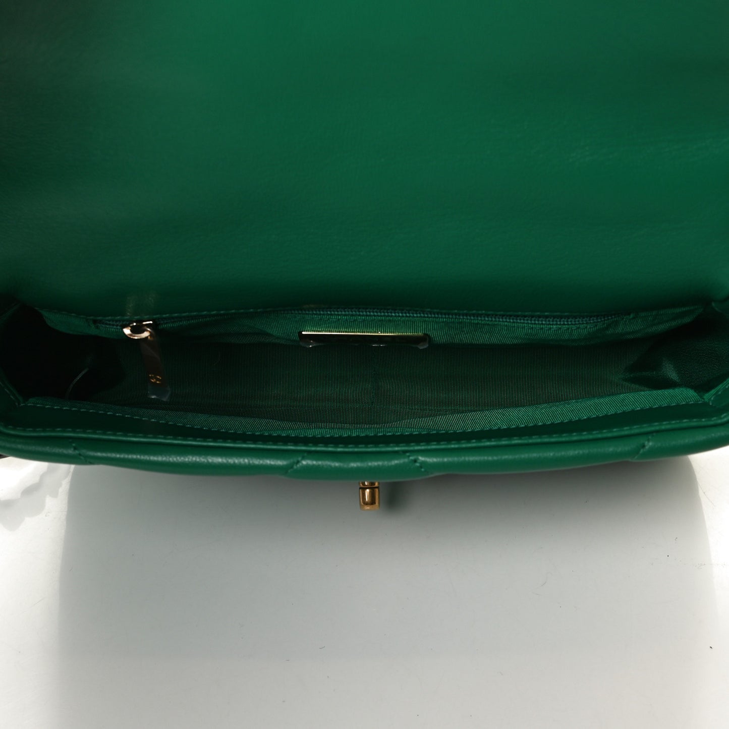 Lambskin Quilted Medium Chanel 19 Flap Green