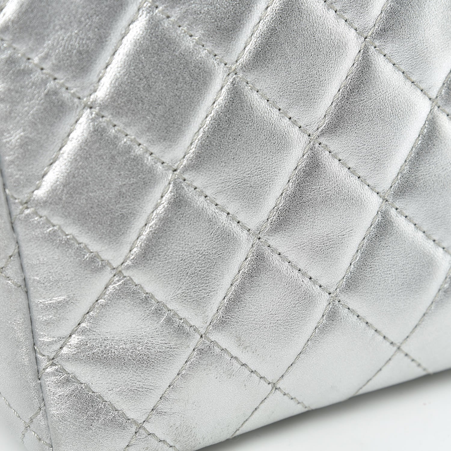 Chanel Metallic Lambskin Quilted Maxi Single Flap Silver 26 of 27
