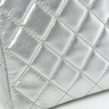 Chanel Metallic Lambskin Quilted Maxi Single Flap Silver 26 of 27