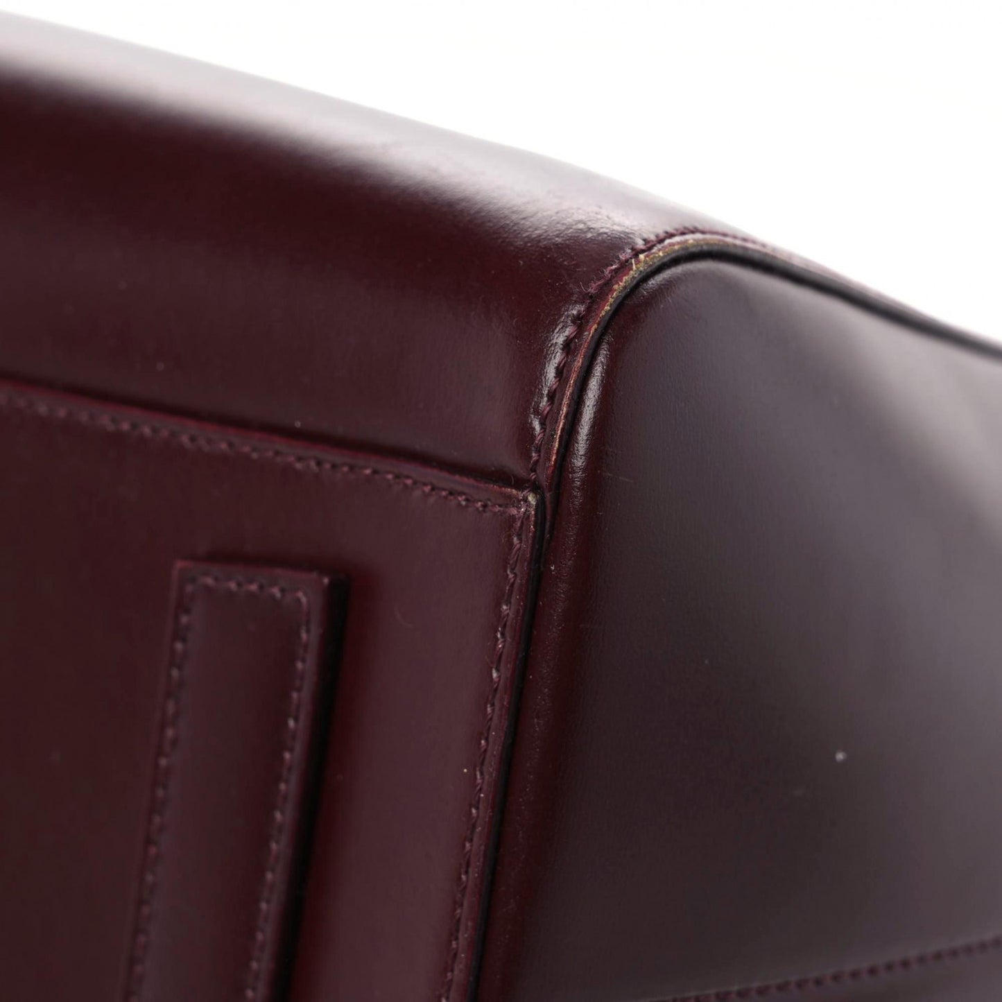 Shiny Lord Calfskin Medium Antigona Burgundy