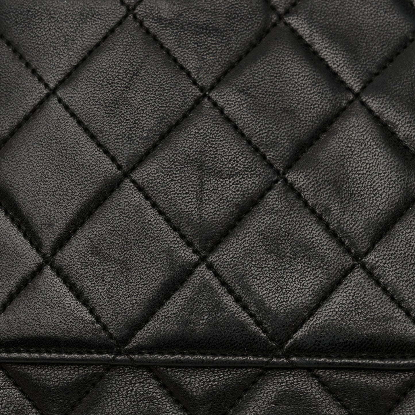 Lambskin Quilted XL CC Small Single Flap Black