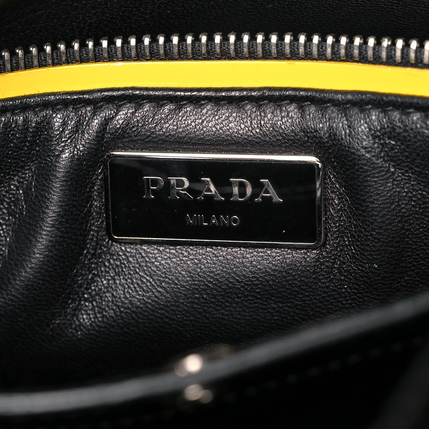 Prada Spazzolato Tote Black Sole 6 of 19
